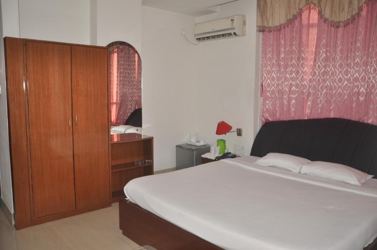 Hotel Dooars Mountain Alipur Duar Extérieur photo