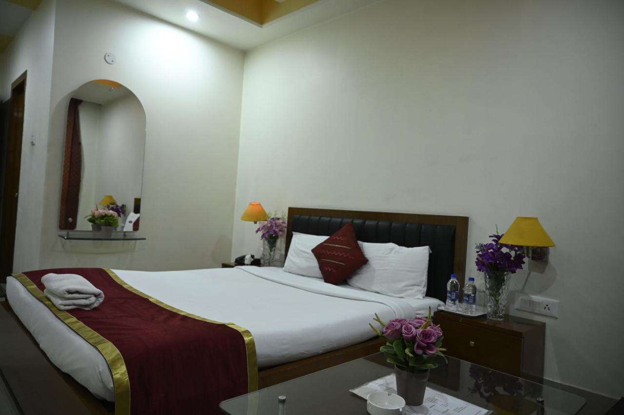 Hotel Dooars Mountain Alipur Duar Extérieur photo