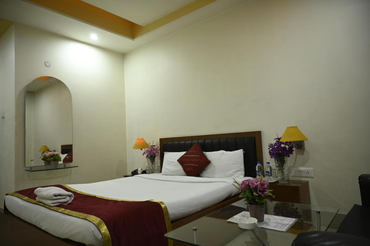 Hotel Dooars Mountain Alipur Duar Extérieur photo