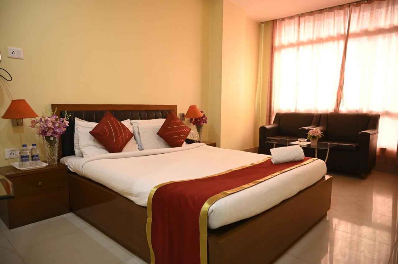 Hotel Dooars Mountain Alipur Duar Extérieur photo
