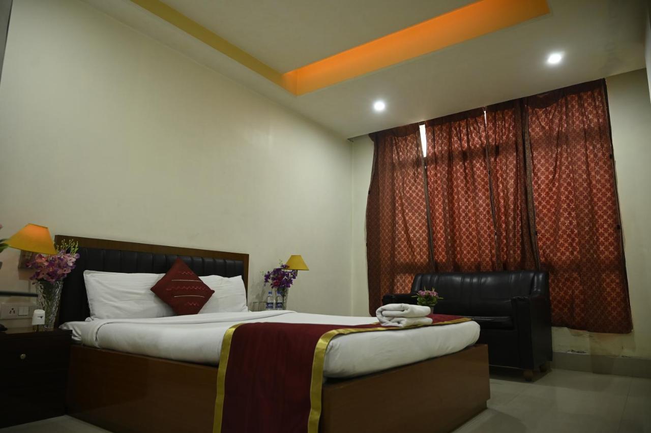 Hotel Dooars Mountain Alipur Duar Extérieur photo