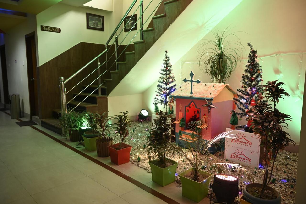 Hotel Dooars Mountain Alipur Duar Extérieur photo