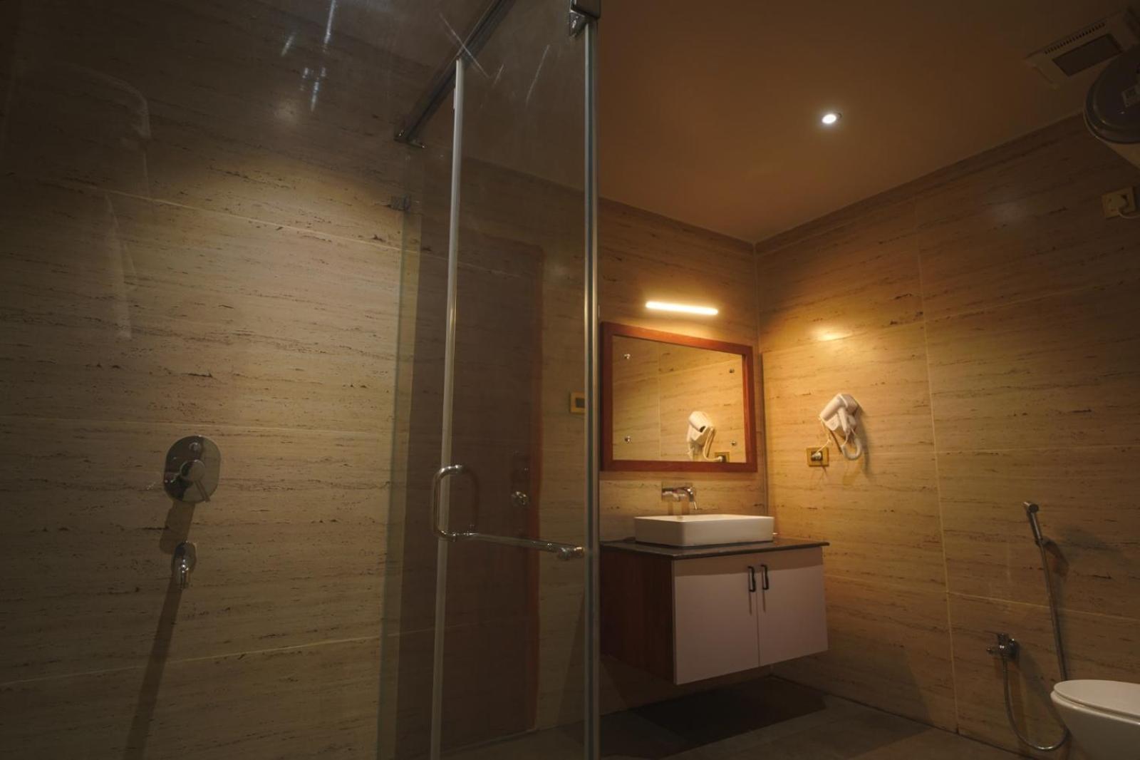Hotel Dooars Mountain Alipur Duar Extérieur photo